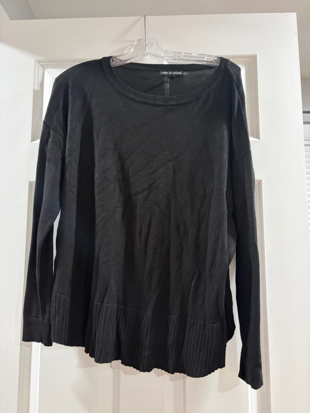 Cable & Gauge Black Crewneck Long-Sleeve Sweater